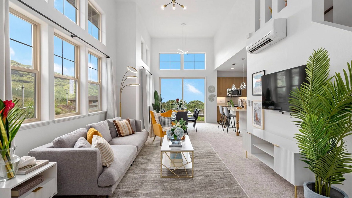 Makaha Valley House | Le'ale'a by AvantStay | Ocean + Mountain Views!