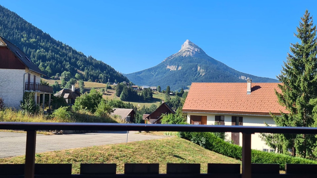 Saint-Pierre-de-Chartreuse Apartment | Le Bois Joli en Chartreuse