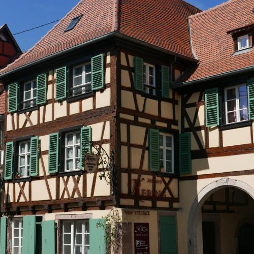 Barr Apartment | Le Bacchus