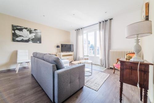 Brive-la-Gaillarde Apartment | Le Balcon - 2 Chambres