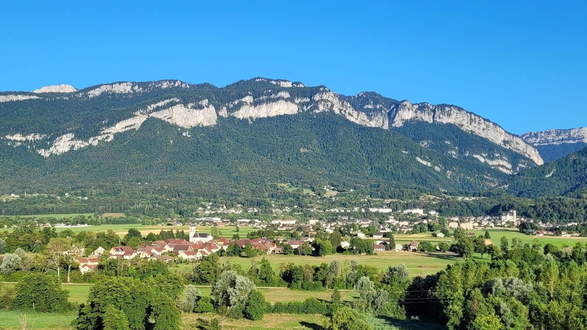 Saint-Laurent-du-Pont House | "Le Balcon de Villette": 3★-rated gîte with panoramic view (2ch, 4 pers)
