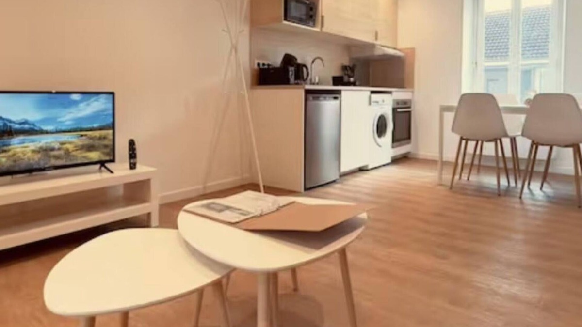 Montlucon Apartment | Le Baltique