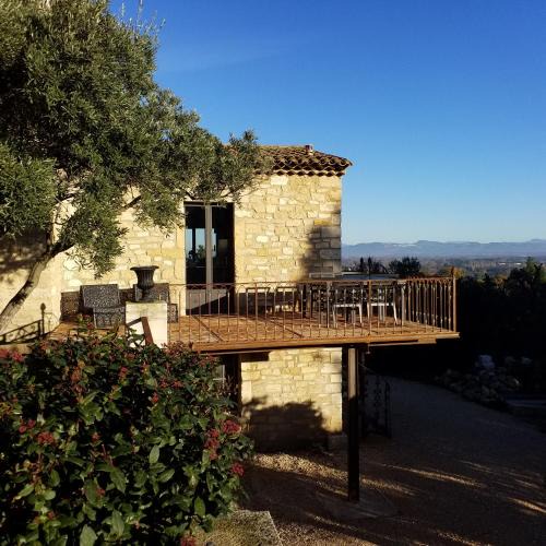 Chateauneuf-de-Gadagne Villa | Le Bastion des Papes