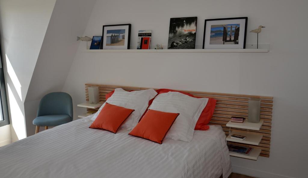 Downtown Angers Bed & Breakfast | LE BEAU REPAIRE, chambres d'hôtes, quartier historique, 1 à 3 chambres, étage indépendant