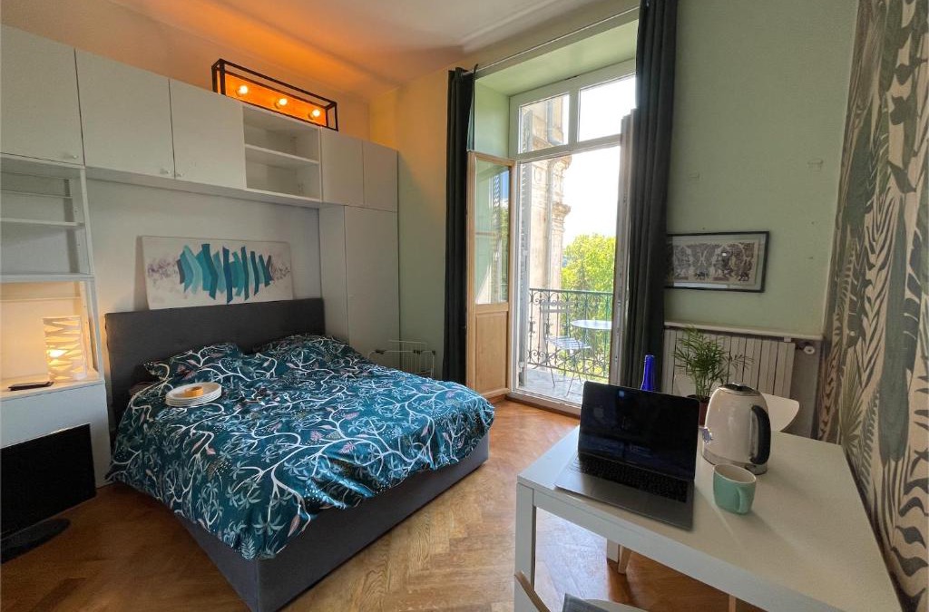 Aix-les-Bains City Center Apartment | Le Beau Site Grand Hotel - lovely heritage cocoon Aix-les-Bains central park
