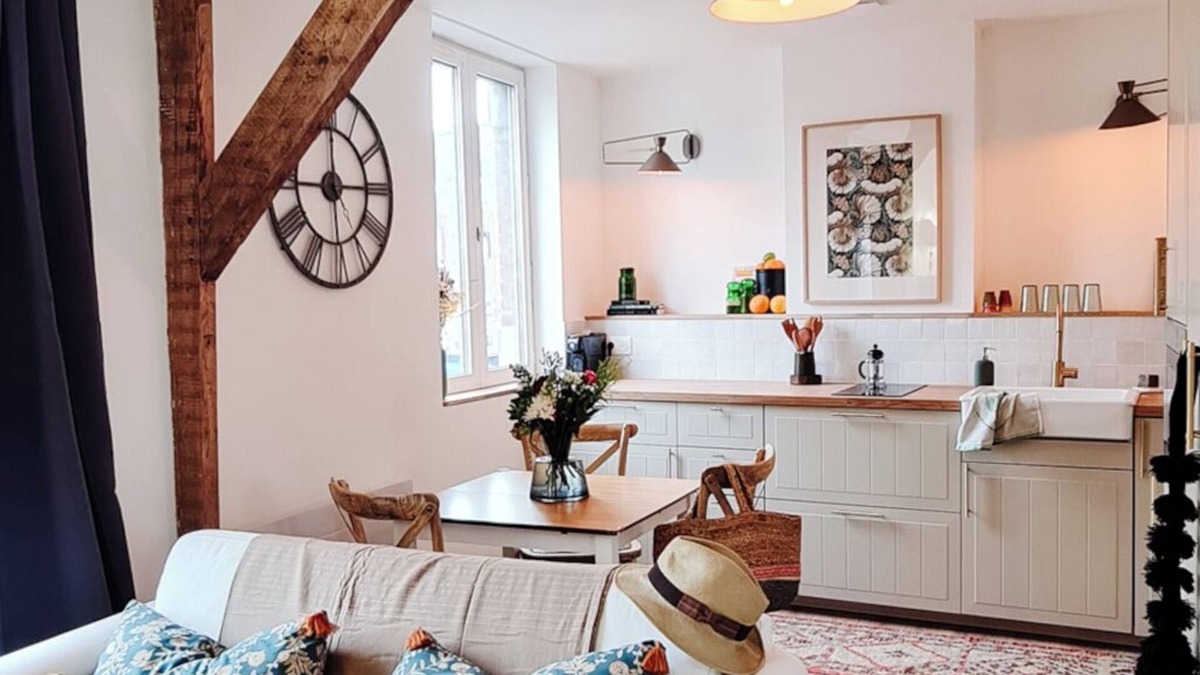 Armentieres Apartment | Le Beffroi" : Appartement Cosy en Cœur de Ville