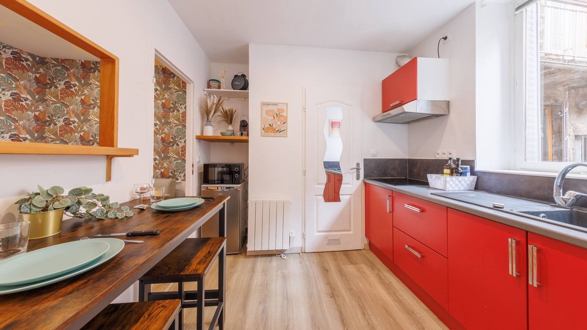Clermont Ferrand City Centre Apartment | Le Bercail - Joli studio proche commodités