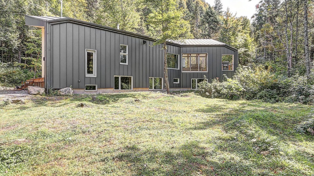 Saint-Raymond Ski Chalet | LE Berm Au Chalet De La Vallée