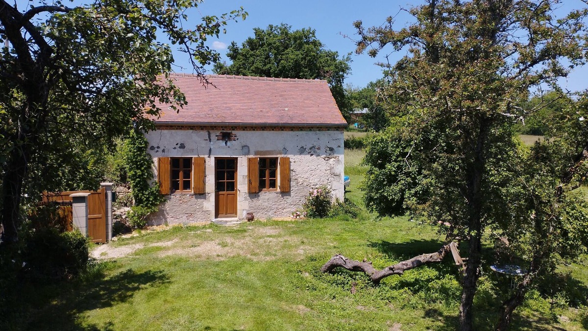 Cesset House | Le Bouchat: quiet cottage in the middle of the bocage, ideal for decompression