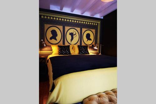 Les Cordeliers Apartment | Le Boudoir