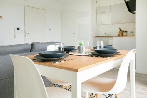 La Chapelle-sur-Erdre Apartment | Le Bourvil - T2 Calme et Spacieux