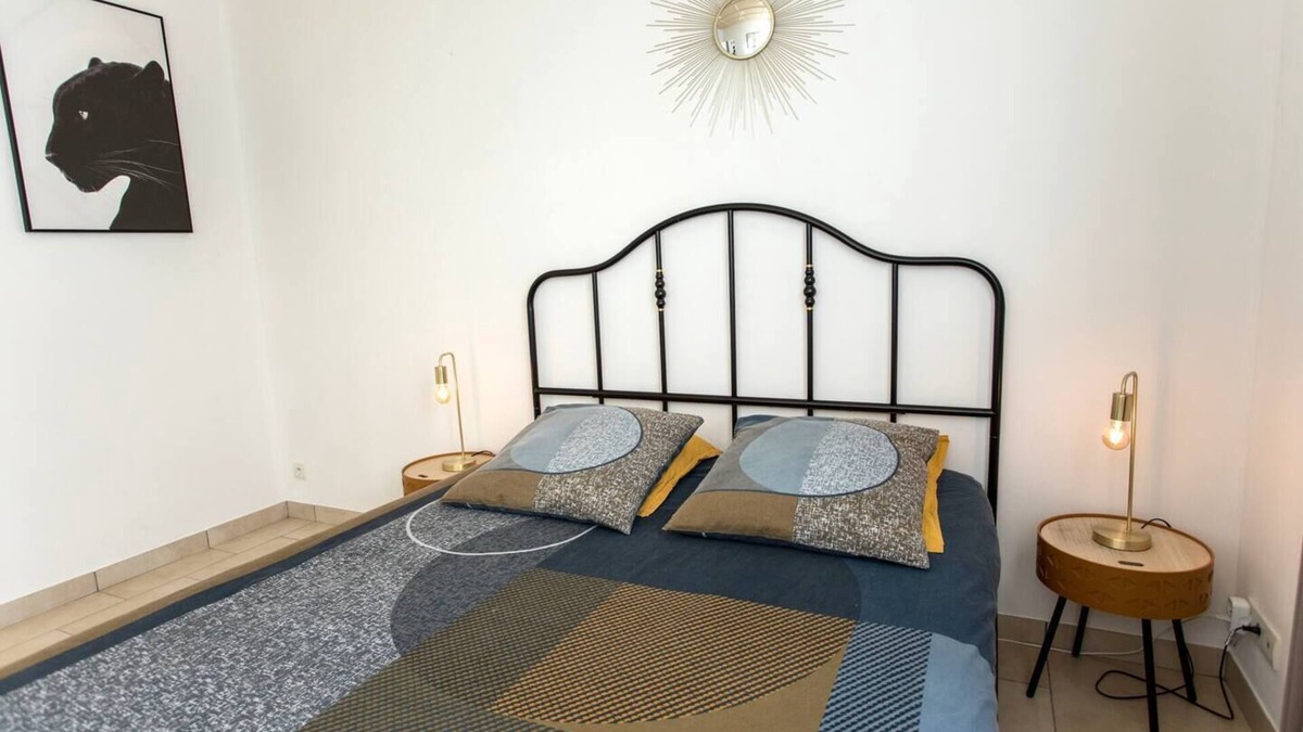 Pontchateau Apartment | Le Brivetain ★ Hypercentre ★ Free parking