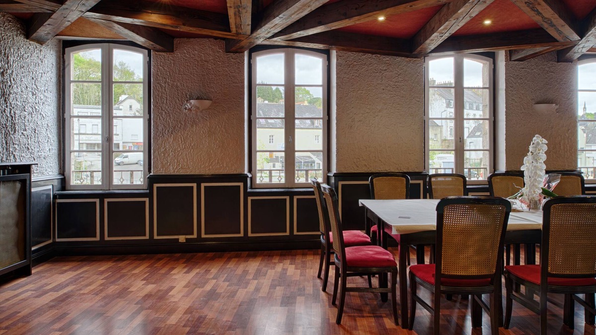 Quimperle Hotel | Le Brizeux
