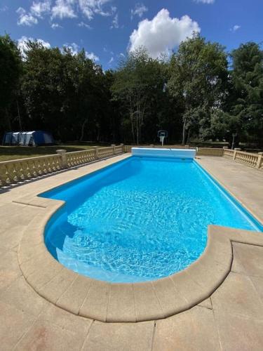Montierchaume Villa | Le Cabaret Paisible avec Piscine