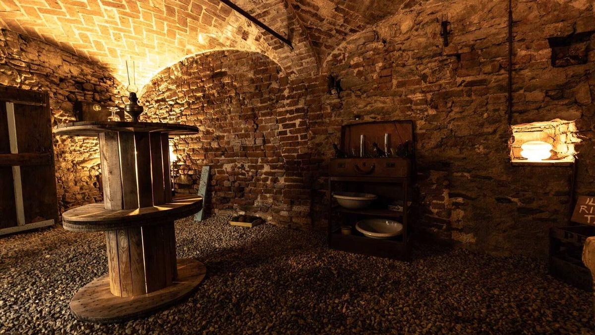 Strevi House | "Le calendule relax home &wine" Whirlpool and wine cellar for romantic aperitifs