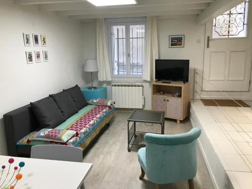 Caumont-sur-Durance Apartment | Le calme et la tranquilité à 15 minutes d'Avignon