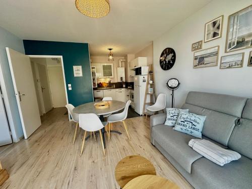 Courseulles-sur-Mer Apartment | Le Calme Marin avec jardin à 150m de la plage