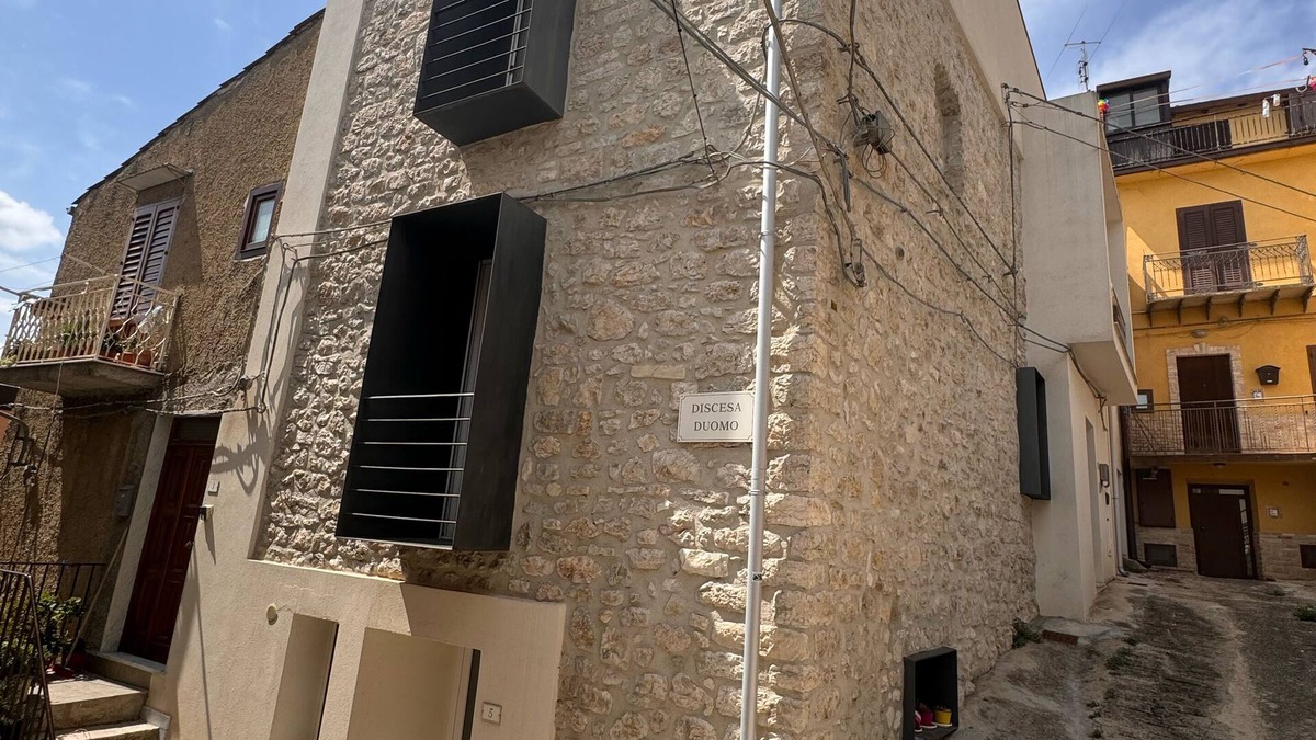 Castronuovo di Sicilia Bed & Breakfast | Le Camere dell'Emiro 2