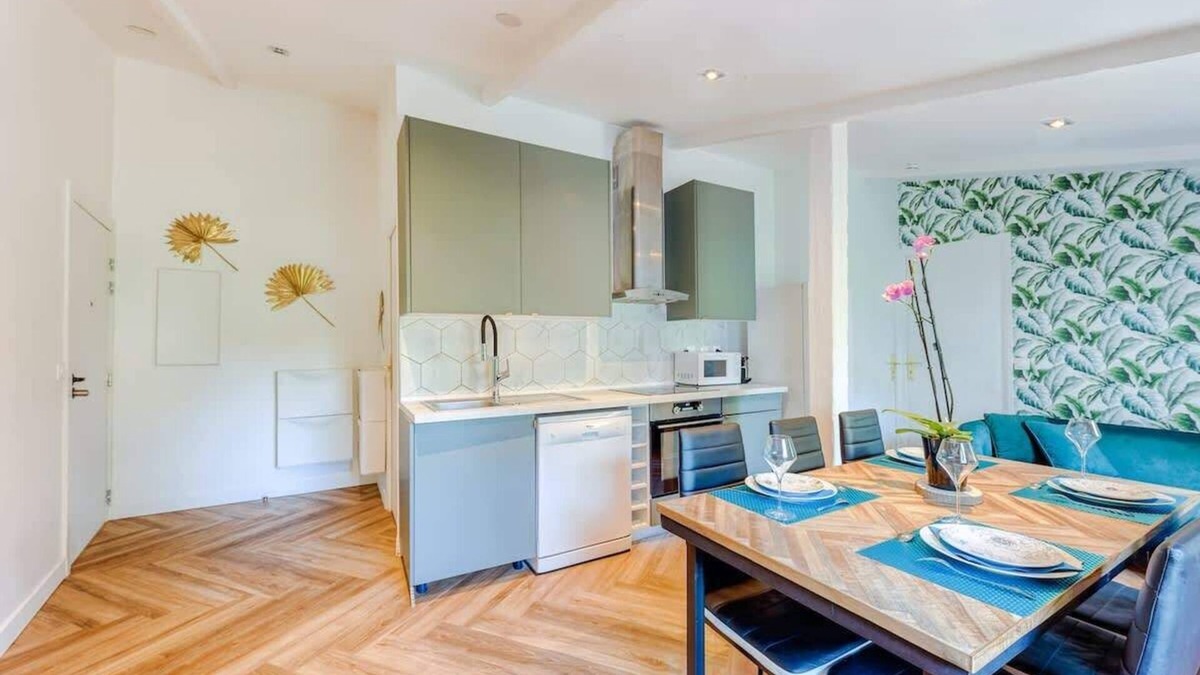 Chennevieres-sur-Marne Apartment | "Le Casenave" - Very quiet and comfortable