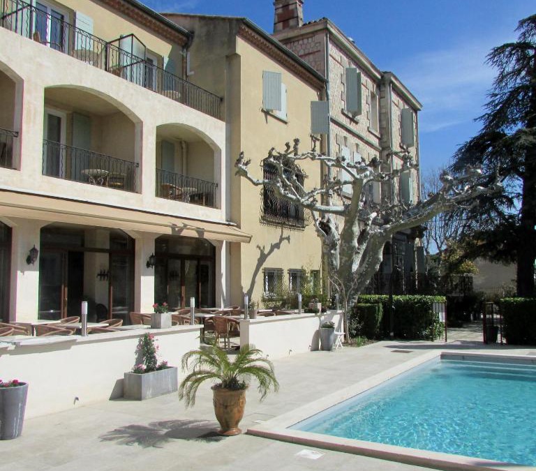 St.-Remy-de-Provence Hotel | Le Castelet des Alpilles