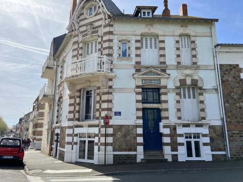 Les Sables d'Olonne Apartment | Le Castelnau