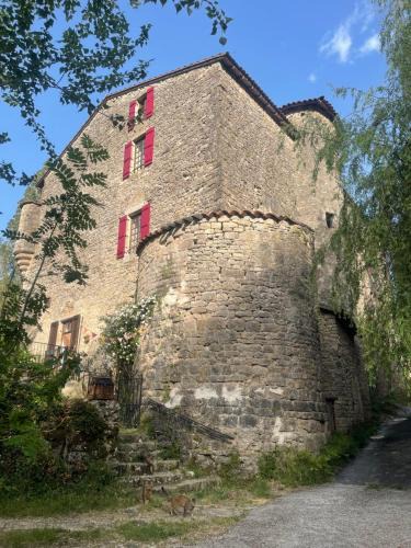 Le Mas Raynal Bed & Breakfast | Le Château de Sorgues
