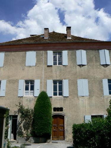 La Roche-des-Arnauds Bed & Breakfast | "Le Château"
