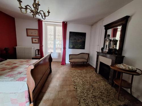 Tuffe Val de la Cheronne House | Le Chêne Doré