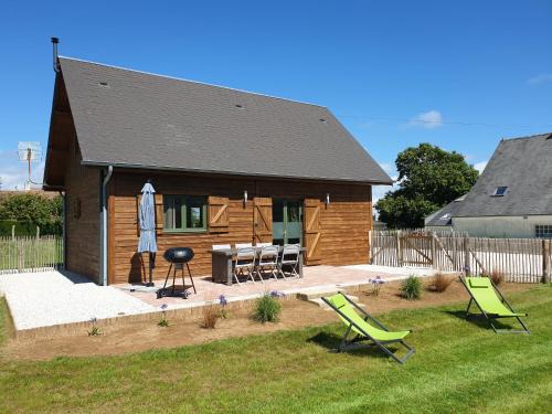 Saint-Pierre-d'Artheglise House | LE CHALET