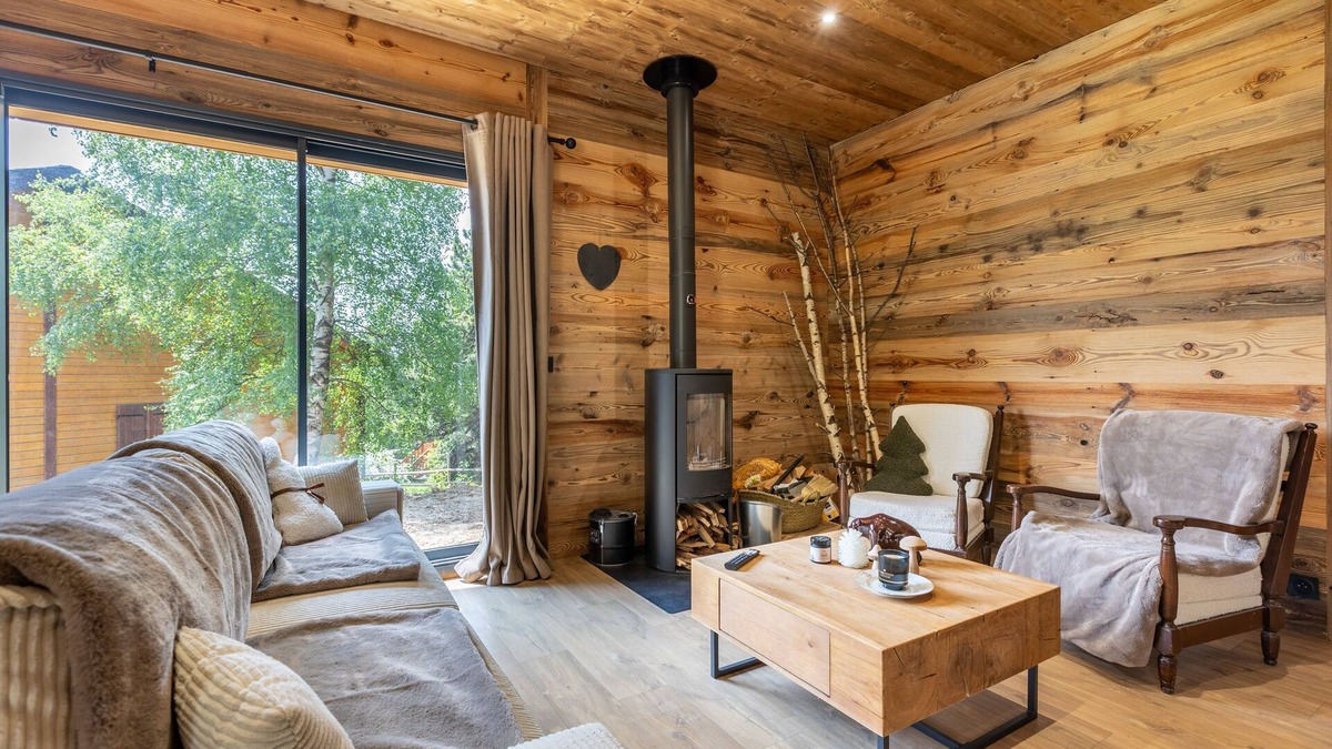 Eyne 2600 Ski Chalet | Le Chalet Écureuil et Marmotte