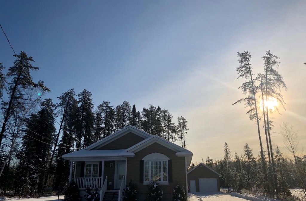 Saint-David-de-Falardeau House | Le Chalet de Claude, au pied des Monts-Valin