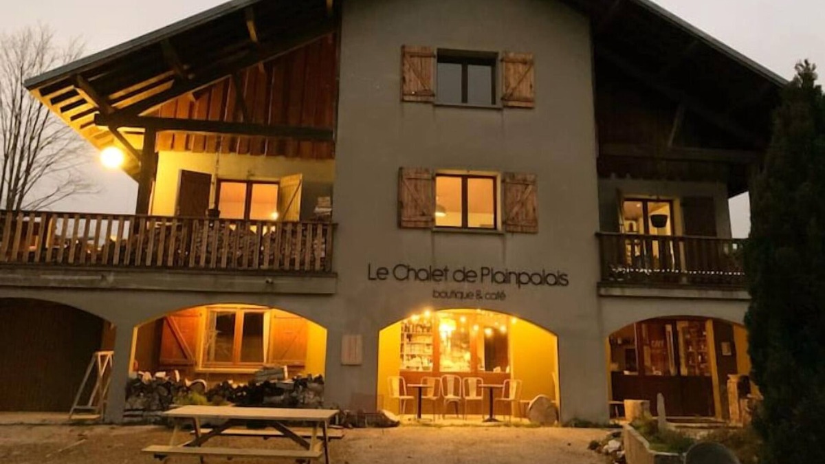 Les Deserts Ski Chalet | Le Chalet de Plainpalais