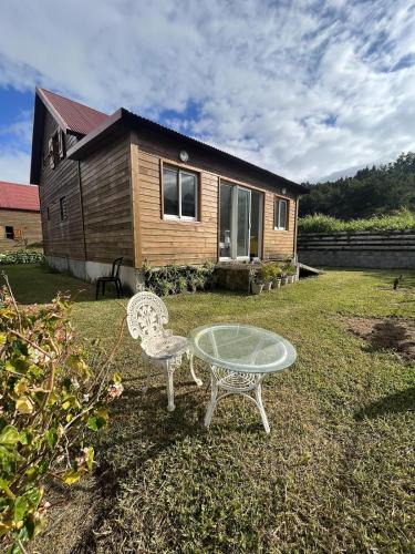 La Plaine-des-Palmistes Ski Chalet | Le Chalet Enchanté