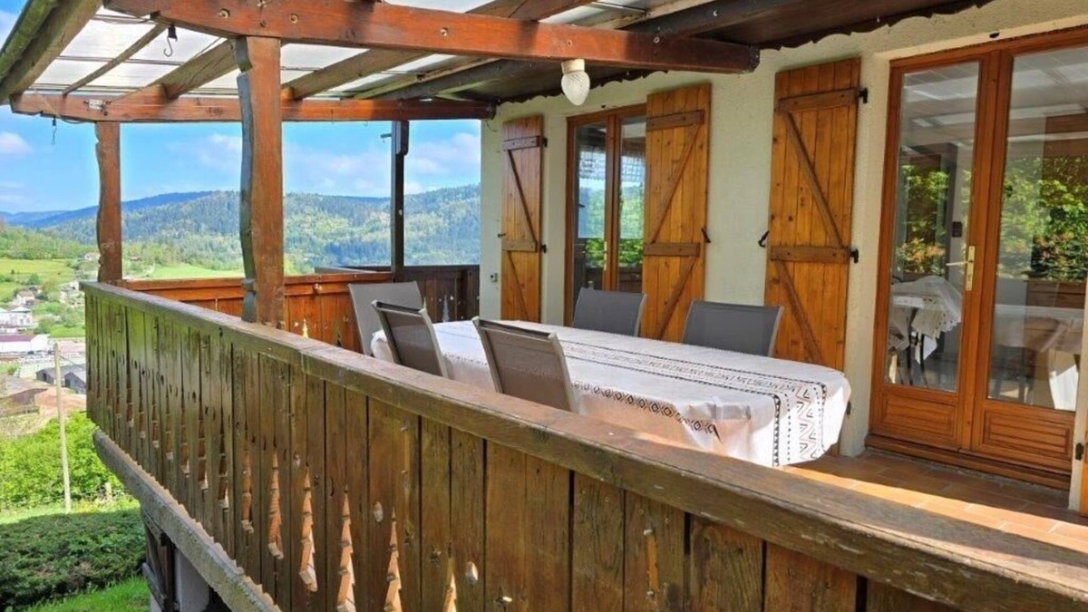 Gerbamont House | Le Chalet Sous les Sapins, calme, superbe vue avec piscine et sauna