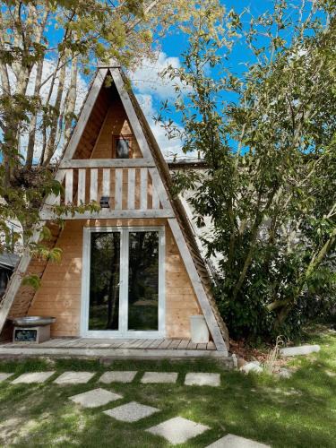 Troyes Ski Chalet | Le Chalet Tipi avec jacuzzi et jardin