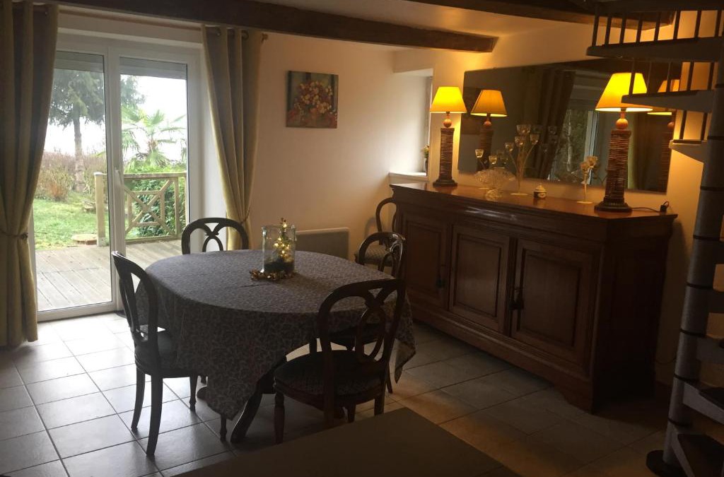Saint-Pereuse House | Le champ de la grange