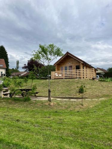 Frederic-Fontaine Ski Chalet | Le chant des grenouilles
