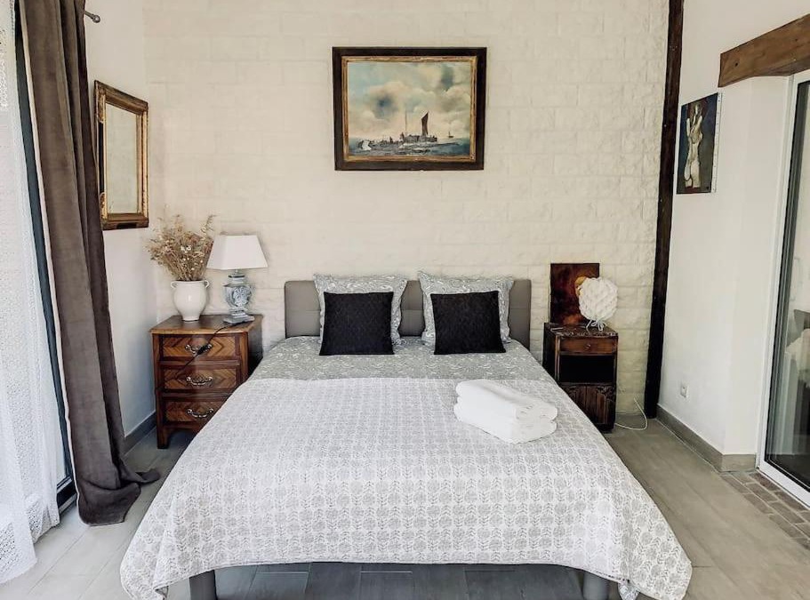 Jaux Apartment | Le Charles - Campagne chic
