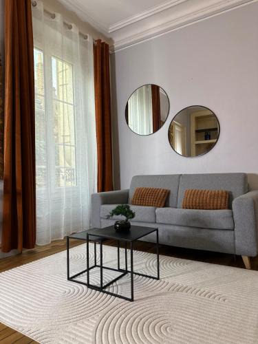 Nord - Gare Apartment | Le Charme d'Antan, hyper center