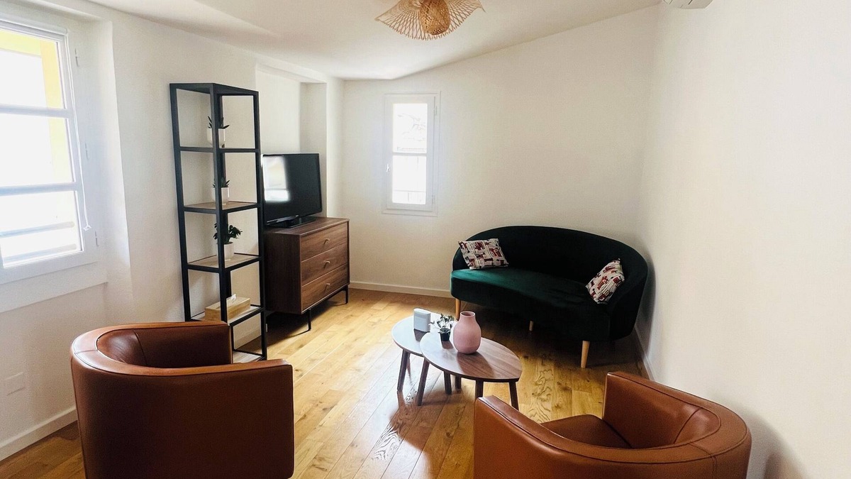 Aix-en-Provence Historic Centre Apartment | Le Chastel, historic center, T3 refurbished