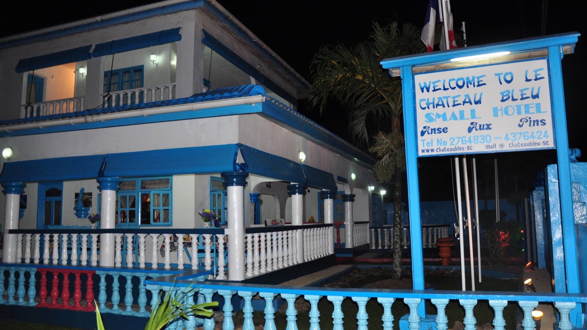 Anse aux Pins House | Le Chateau Bleu