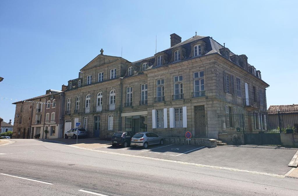 Chateauponsac House | Le Chateau