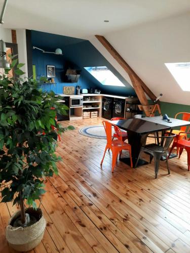Cœur de Ville Apartment | Le Chic Broc Ground