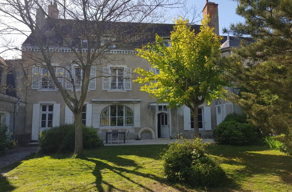 Meung-sur-Loire Bed & Breakfast | Le Cloître Saint-Liphard