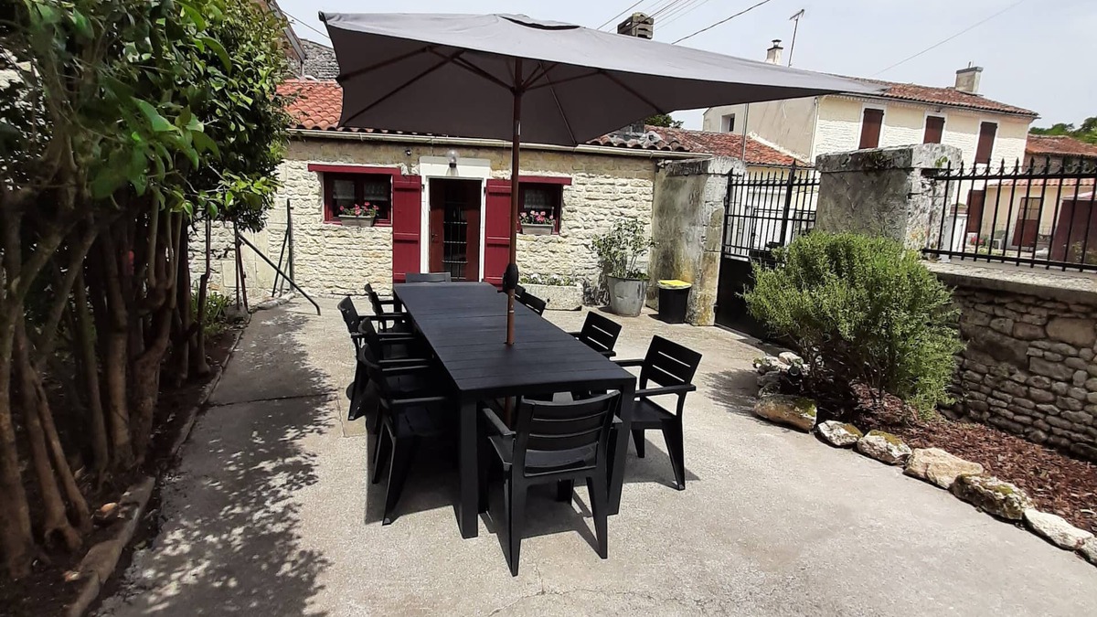 Saint Martin de Juillers House | Le Clos Saint Martin De Juillers