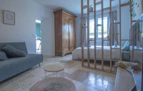 Neac House | Le Clos Bertin