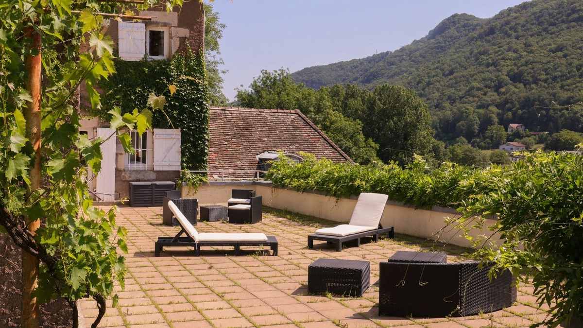Beaupre House | Le clos Charmarin, between city center and countryside