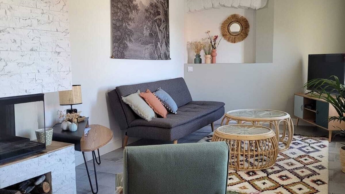 Rochefort-du-Gard House | Le Clos de l'Amandier - Village house 10 minutes from the Avignon Festival