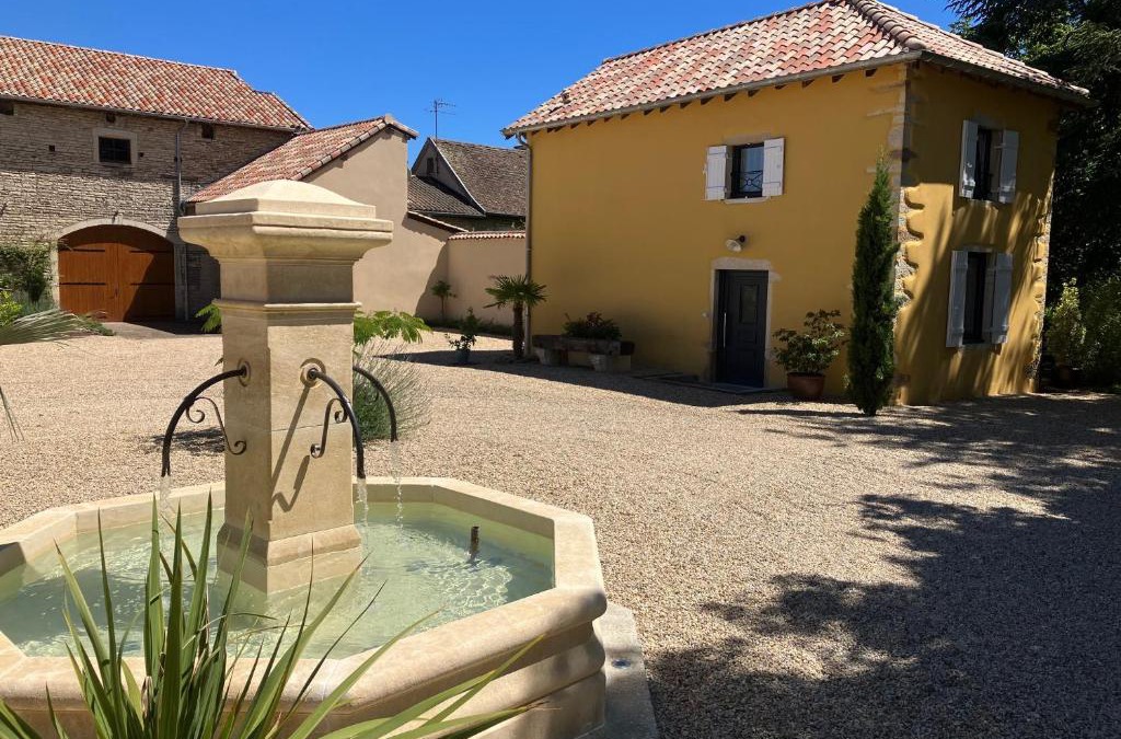 Clesse House | Le Clos De Quintaine Gîtes de Charme