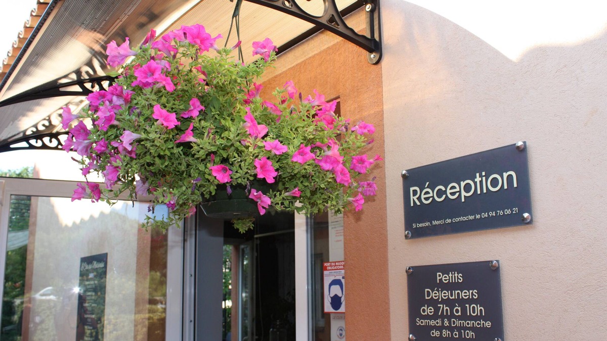 Le Thoronet Bed & Breakfast | Le Clos des Médiévales
